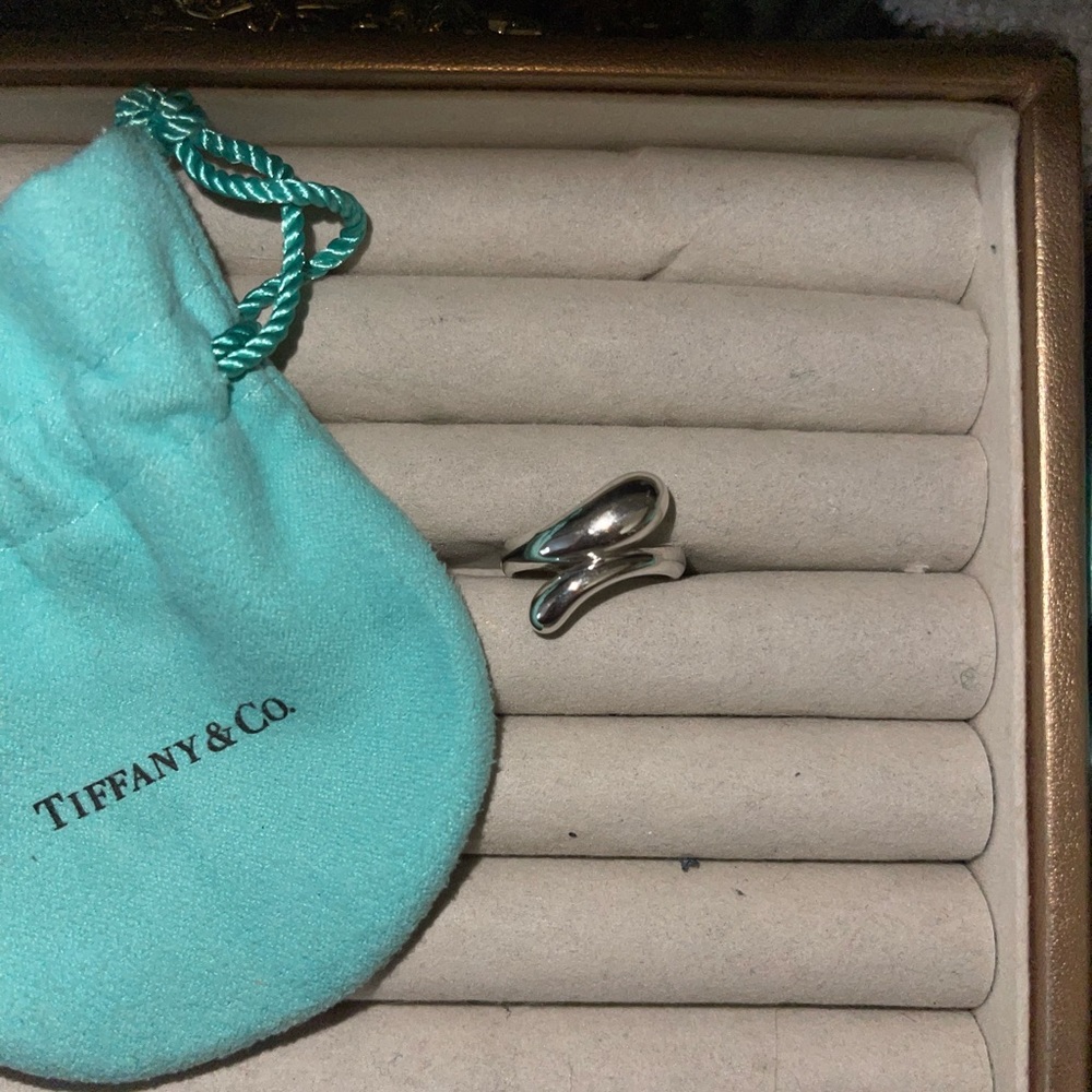 COPY - ELSA PERETTI® Teardrop Ring Sterling Silver